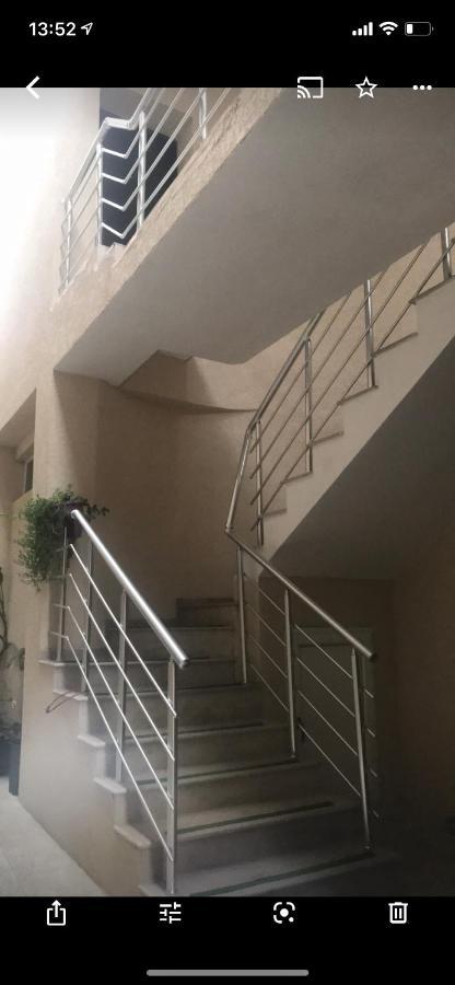 Hotel Chaika 코불레티 외부 사진