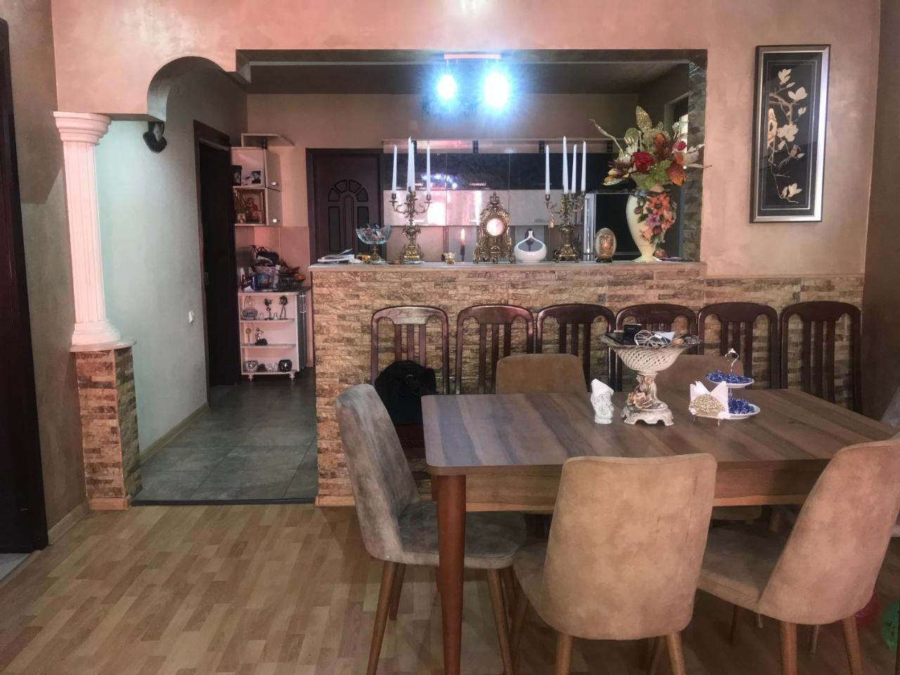 Hotel Chaika 코불레티 외부 사진