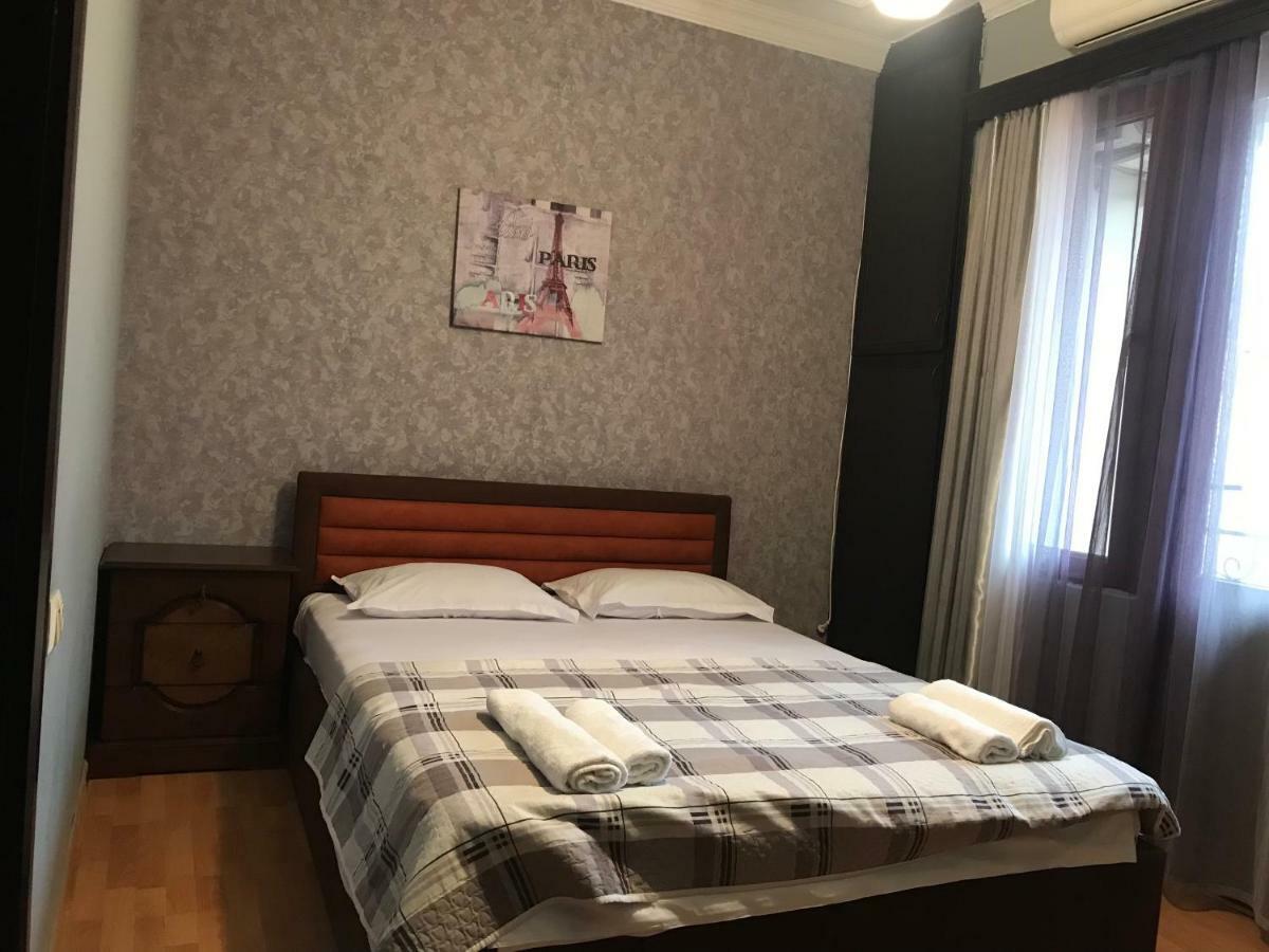 Hotel Chaika 코불레티 외부 사진